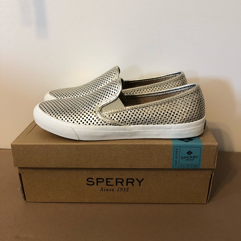 Seaside perforated Sperry slip on!